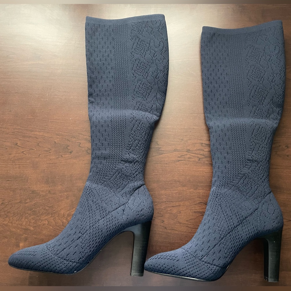 New! Charles By Charles David Boots - image 3